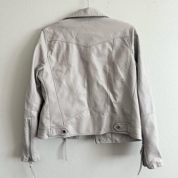 NEW Blank NYC On The Rocks Moto Jacket Faux Leather Size Medium - Picture 13 of 13